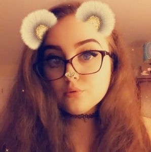 Meet your Posher, Layla